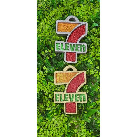 7Eleven home reclaimed wood wall chain charm cincinnati Bengals Chase fanart - Picture 1 of 7